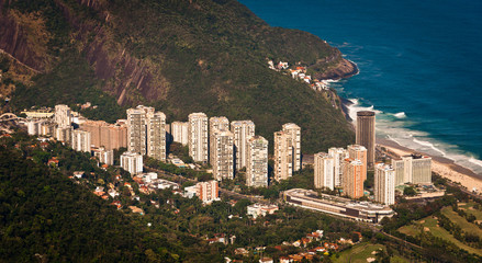 Obraz premium Luxury Condo Buildings in Front of the Beach in Rio