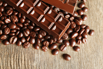 Coffee beans with chocolate glaze and dark chocolate