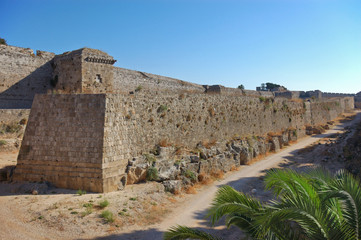 Родос, Стены старого города