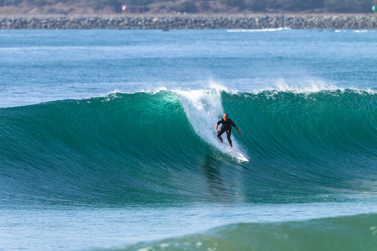 Surfing Surfer Wave Action