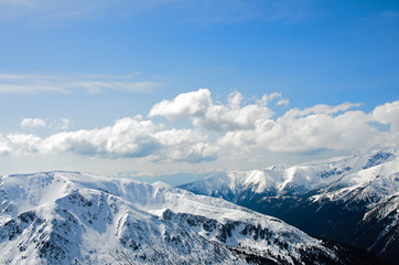 Obraz premium winter panorama of mountains