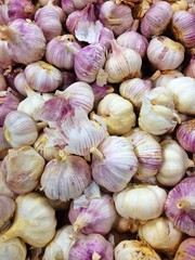 Garlic at the supermarket