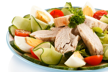 Roast chicken fillet, eggs and vegetables