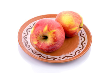 Jabłka na talerzu