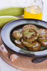 Fried  marrow with garlic