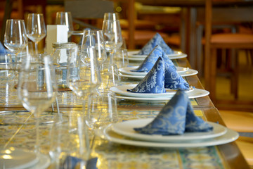 Catering table set
