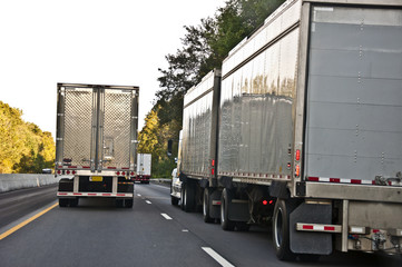 Heavy Late Afternoon Interstate Highway Traffic