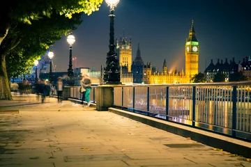 Foto op Canvas View of London England skyline and Big Ben seen at night. © littleny