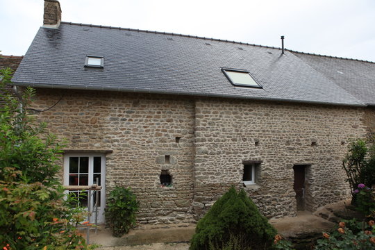 Joints grat&eacute;s arri&eacute;re de la maison