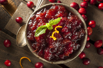 Homemade Red Cranberry Sauce