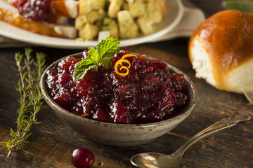 Homemade Red Cranberry Sauce