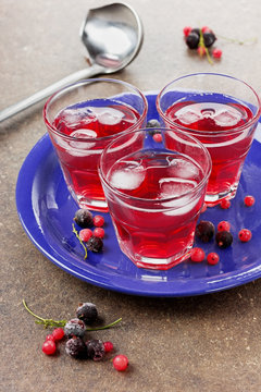 Beverage from berries