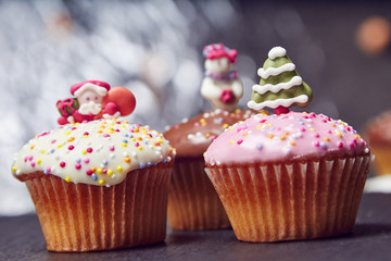 Christmas cupcakes, different colors