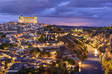 Obraz premium Toledo, Spain Town Skyline on the Tagus River