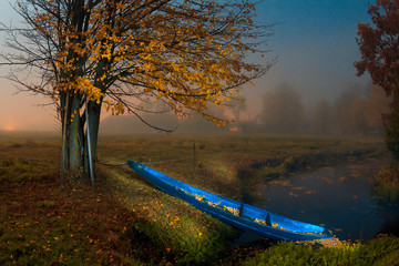 Piękno Nocnego Jesiennego Stawu © Wojciech Lisiński