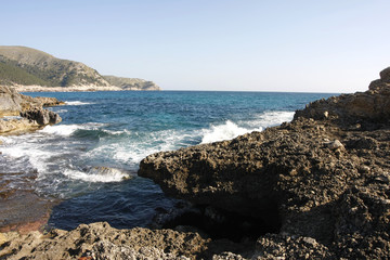 Felsenküste in Spanien