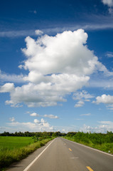 Fototapeta premium blue sky and clouds ,Green Field