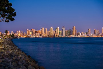 Fototapeta na wymiar San Diego Bay Skyline