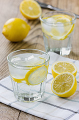 Water with lemons and ice