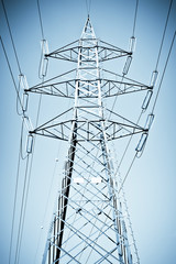 High voltage power pylon