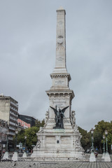 Fototapeta na wymiar Monumento Praça dos Restauradores em Lisboa