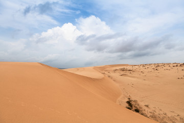 Fototapeta na wymiar White sand dunes, Mui Ne, Vietnam