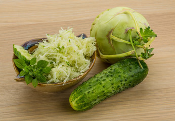 Kohlrabi salad
