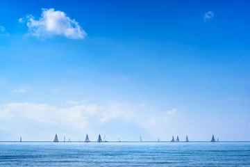 Crédence de cuisine en verre imprimé Naviguer Sailing boat yacht regatta race on sea or ocean water