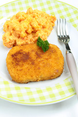 pané de volaille et purée