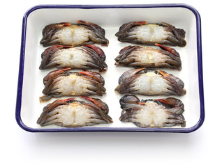 cleaning and preparing soft shell crab