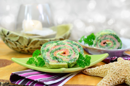 Eirolle mit Spinat und Lachs
