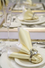 white wedding table decoration with glasses