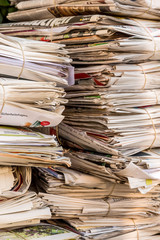 Stapel Altpapier. Alte Zeitungen