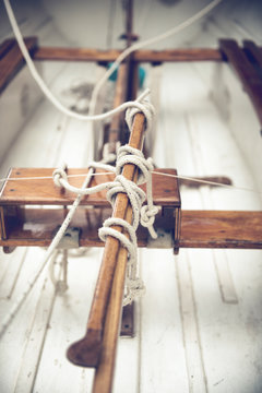 Stearing of and old clipper