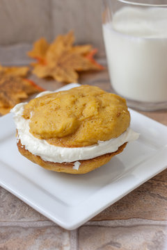 Pumpkin Whoopie Pies