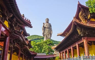 Fotobehang Het Grote Boeddhabeeld in Ling Shan © joeyphoto