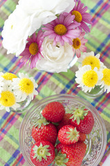 イチゴとマーガレット