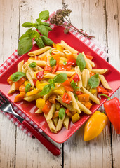 pasta with capsicum and basil