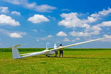 Fototapeta na wymiar Gliders waiting to go into the air