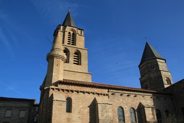Obraz premium Clocher de l'église de Saint-Junien.(Haute-Vienne)
