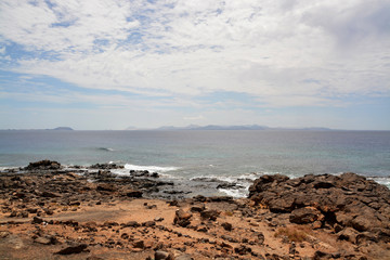 Panorámica desde un acantilado en Lanzarote