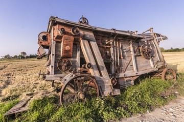 Fototapeta na wymiar Old farm machine
