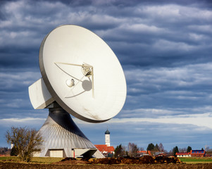 satellite dish - radio telescope
