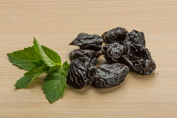 Dry plums
