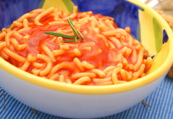 Nudeln in Tomatensauce