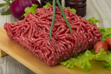 Raw minced beef