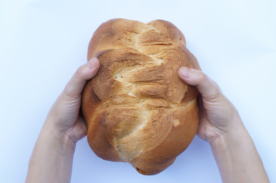 Mani di una panettiera