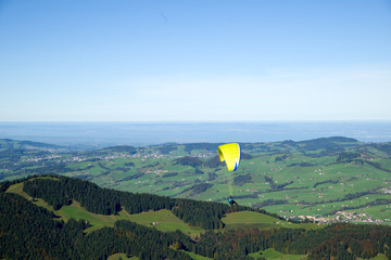Gleitschirmflieger - Ebenalp - Alpstein - Schweiz