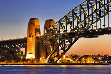 Fototapeta premium Sy Bridge Part Arch sunset