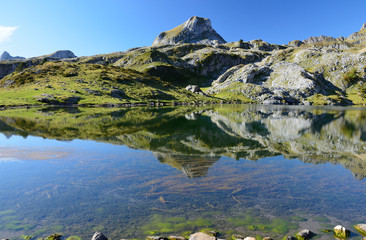 Mountain lake Roumassot
